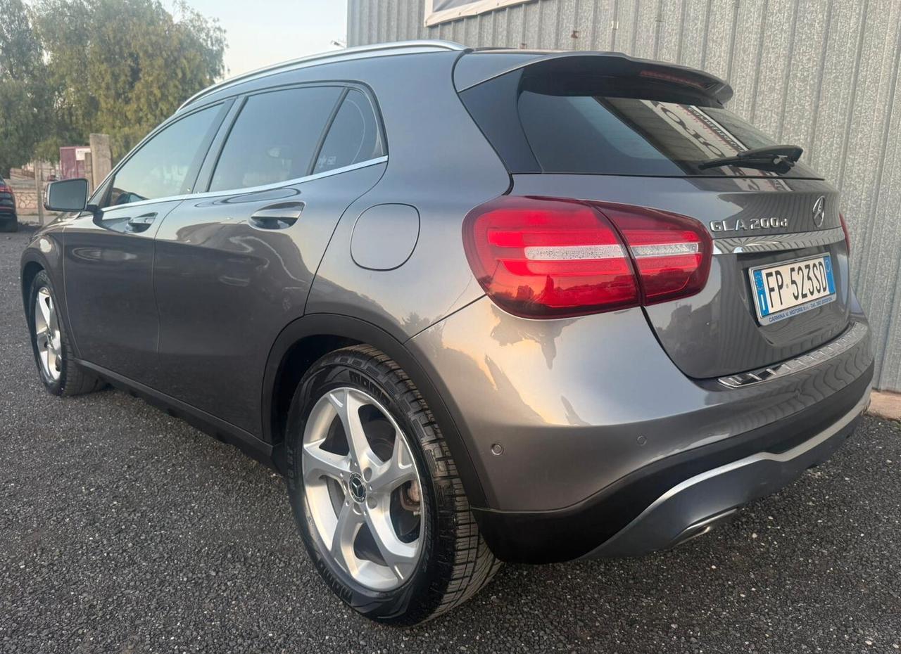 Mercedes-benz GLA 200CDI SPORT