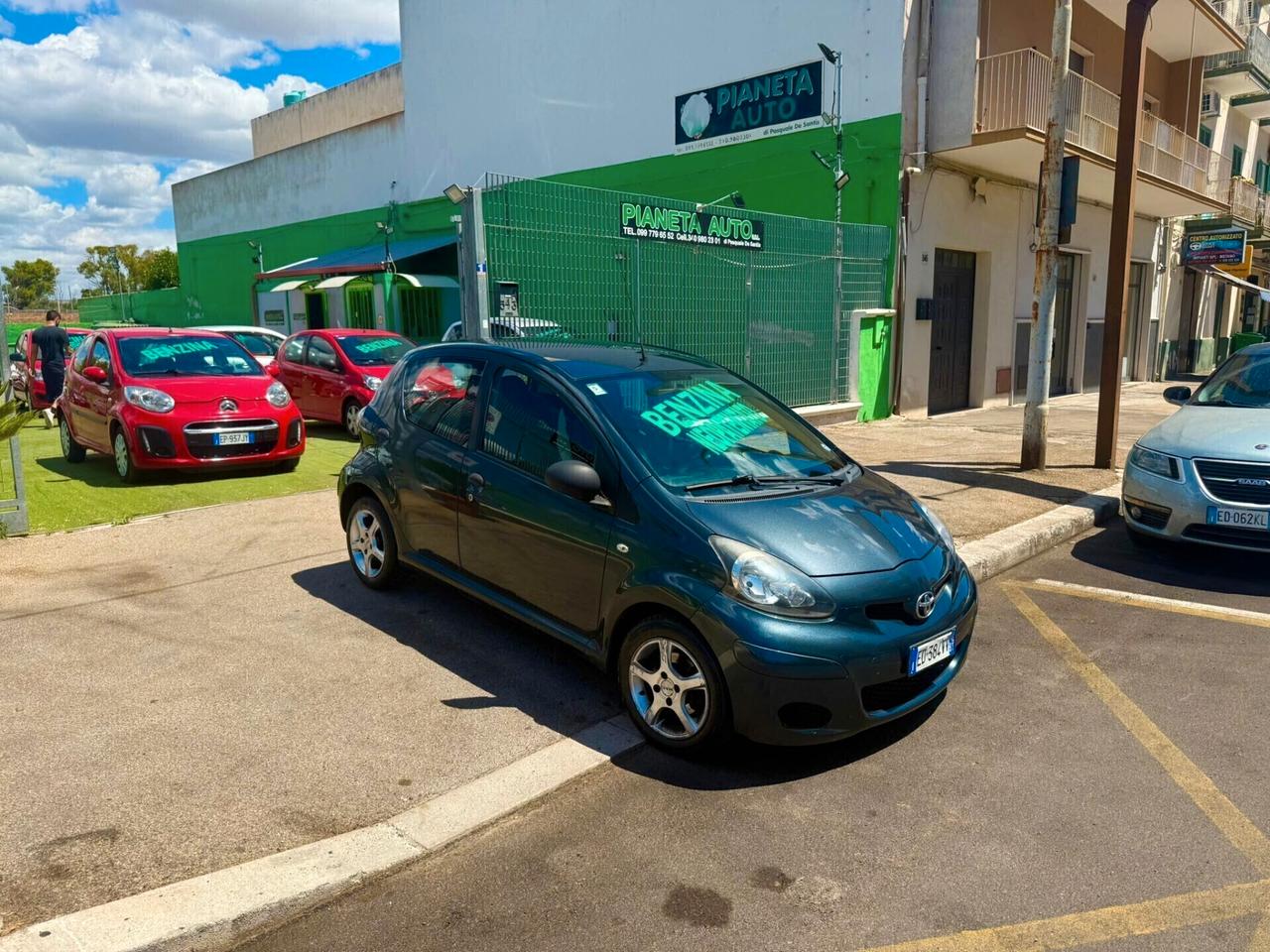 Toyota Aygo 1.0 12V VVT-i 5 porte Now - Anno 2011 -