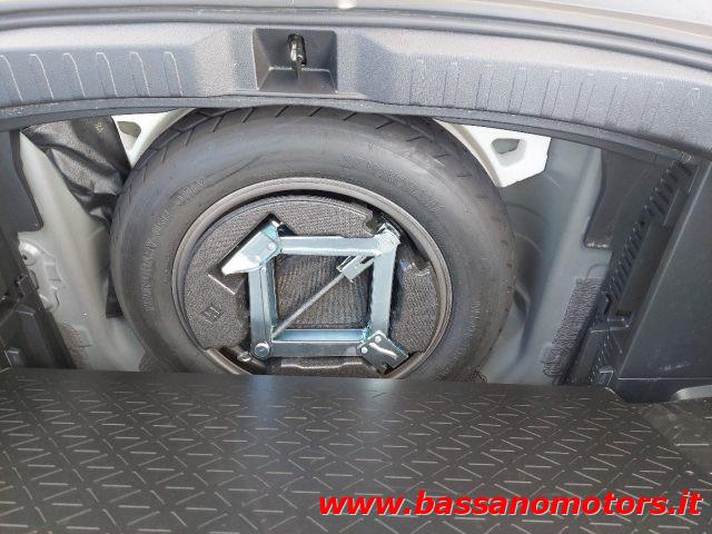 TOYOTA RAV 4 MY23 RAV4 2.5 HV (222CV) E-CVT AWD-i Business