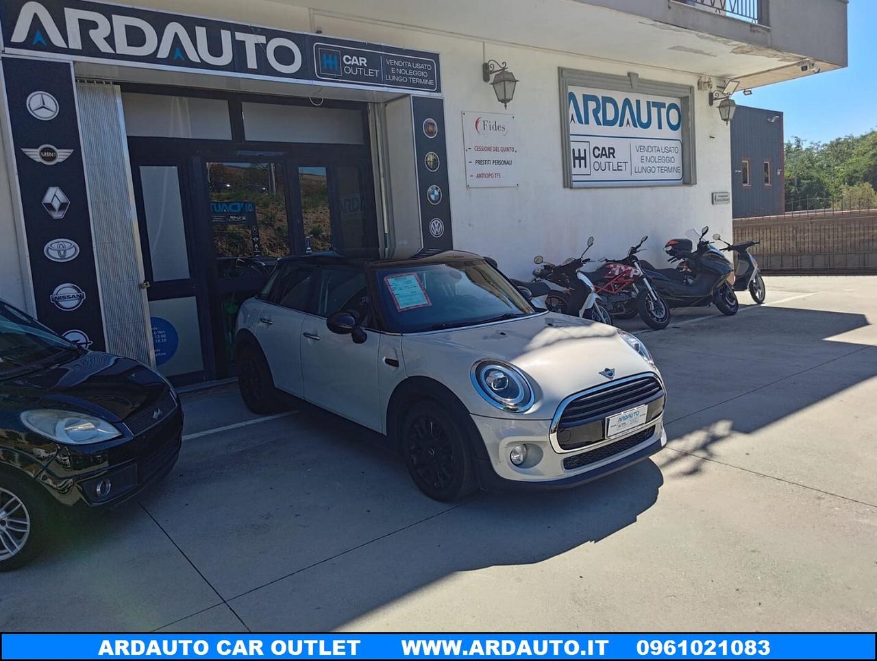 Mini Cooper 5 pt 136 cv Cambio Autom.