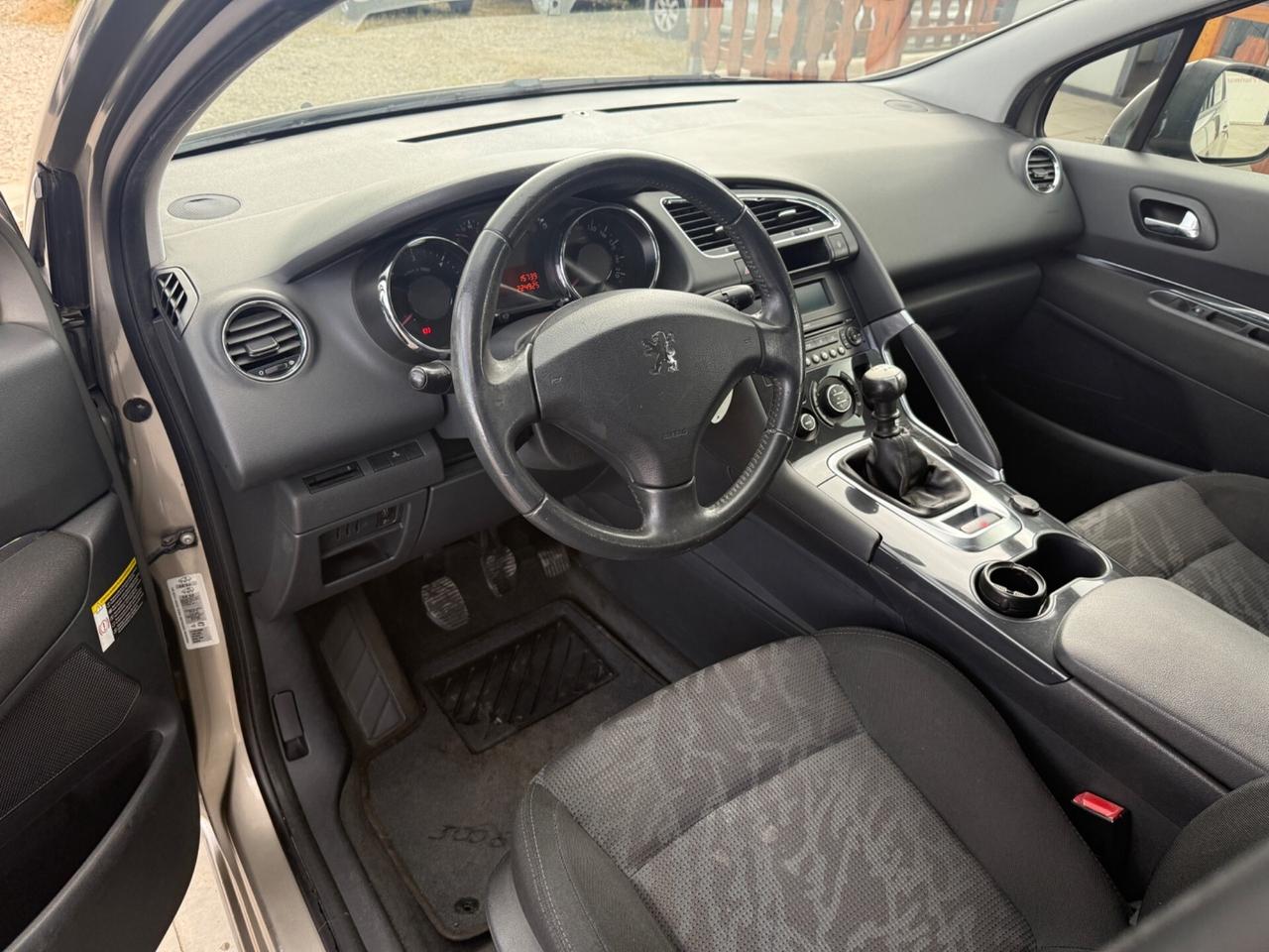 Peugeot 3008 1.6 HDi 110CV Premium