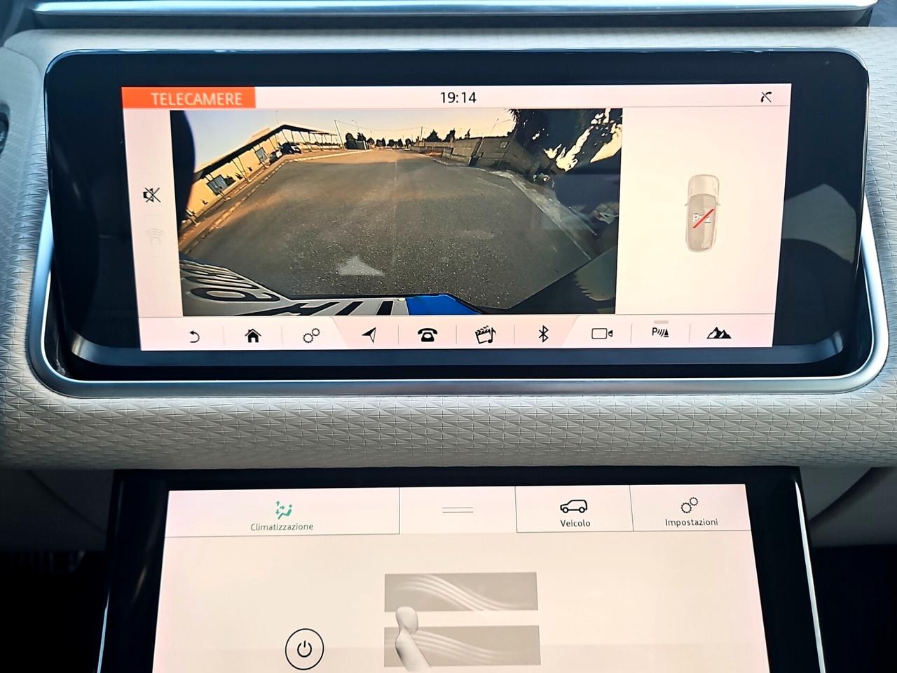 TOP Land Rover Velar 2.0D I4 240 CV R-Dynamic HSE
