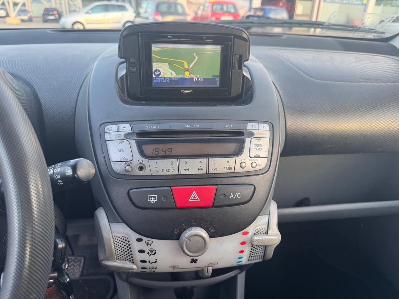 Toyota Aygo 1.0 12V VVT-i 5 porte