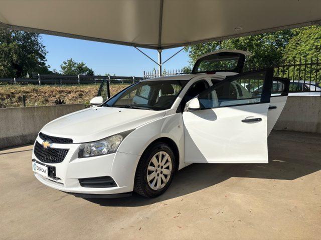 CHEVROLET Cruze 1.6 5 porte LT EURO 5 OK NEOPATENTATI