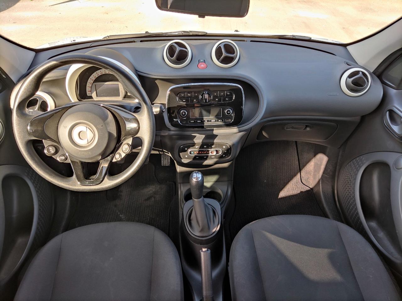 Smart ForFour 70 1.0 Youngster