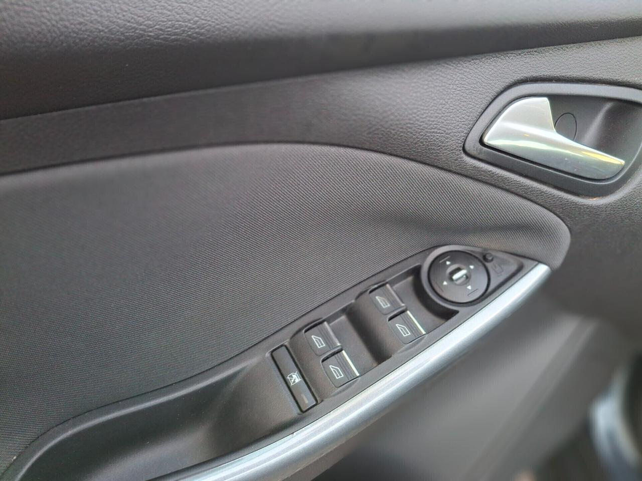 Ford Focus 1.6 TDCi 115 CV SW Titanium