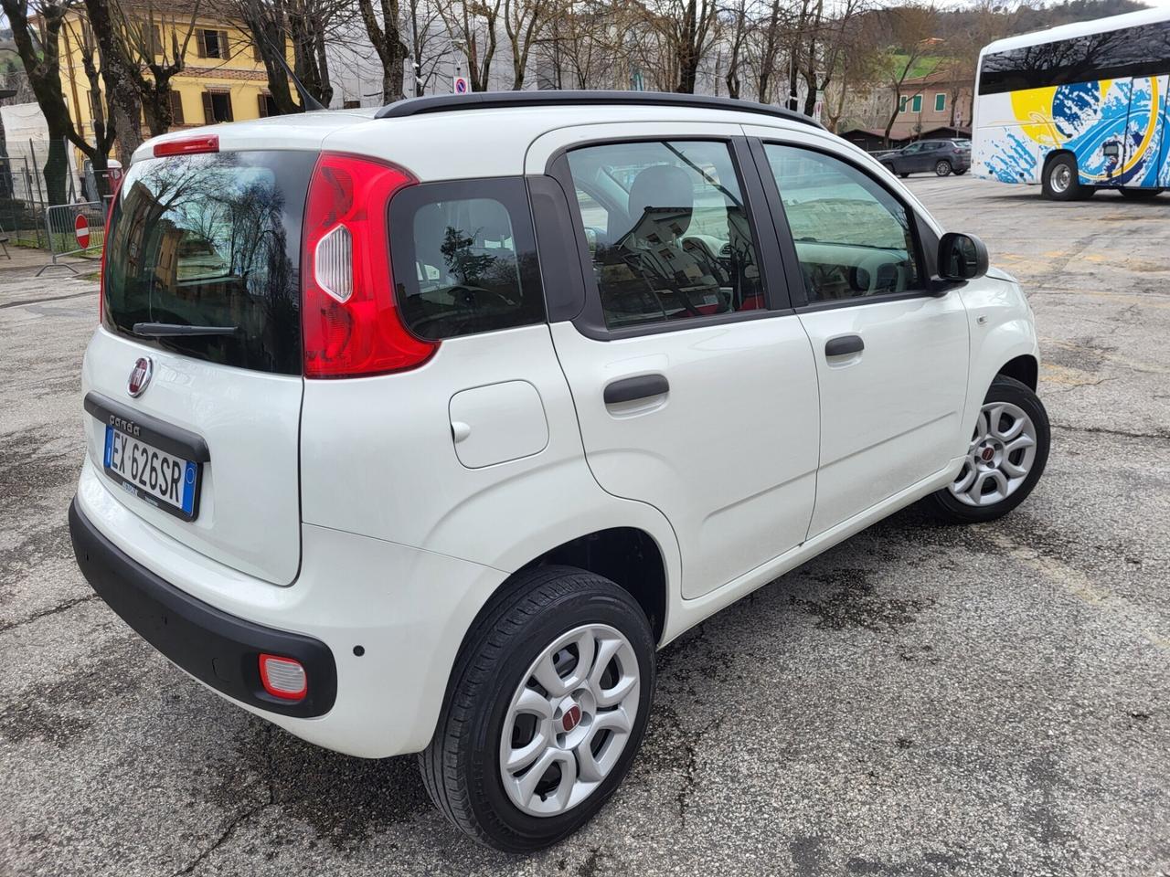 FIAT PANDA 0,9 Natural P-UNICA PROPR-4 REVISIONI