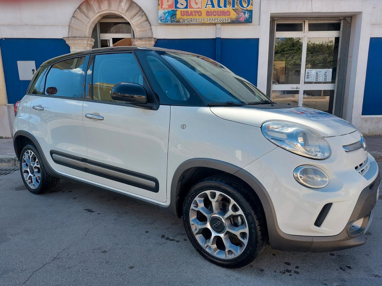 FIAT 500L 1.6 MJT TREKKING TOP BICOLORE TETTO PANORAMICO NAVI STRAFULL