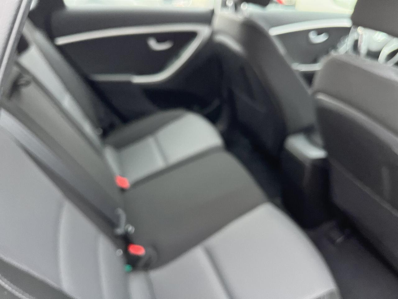 HYUNDAI I30 SW 1600 CRDI 110 CV COMFORT