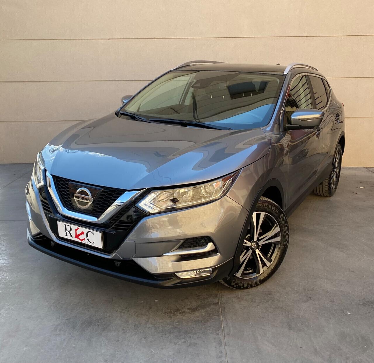 Nissan Qashqai 1.6 Automatica con tetto panoramico