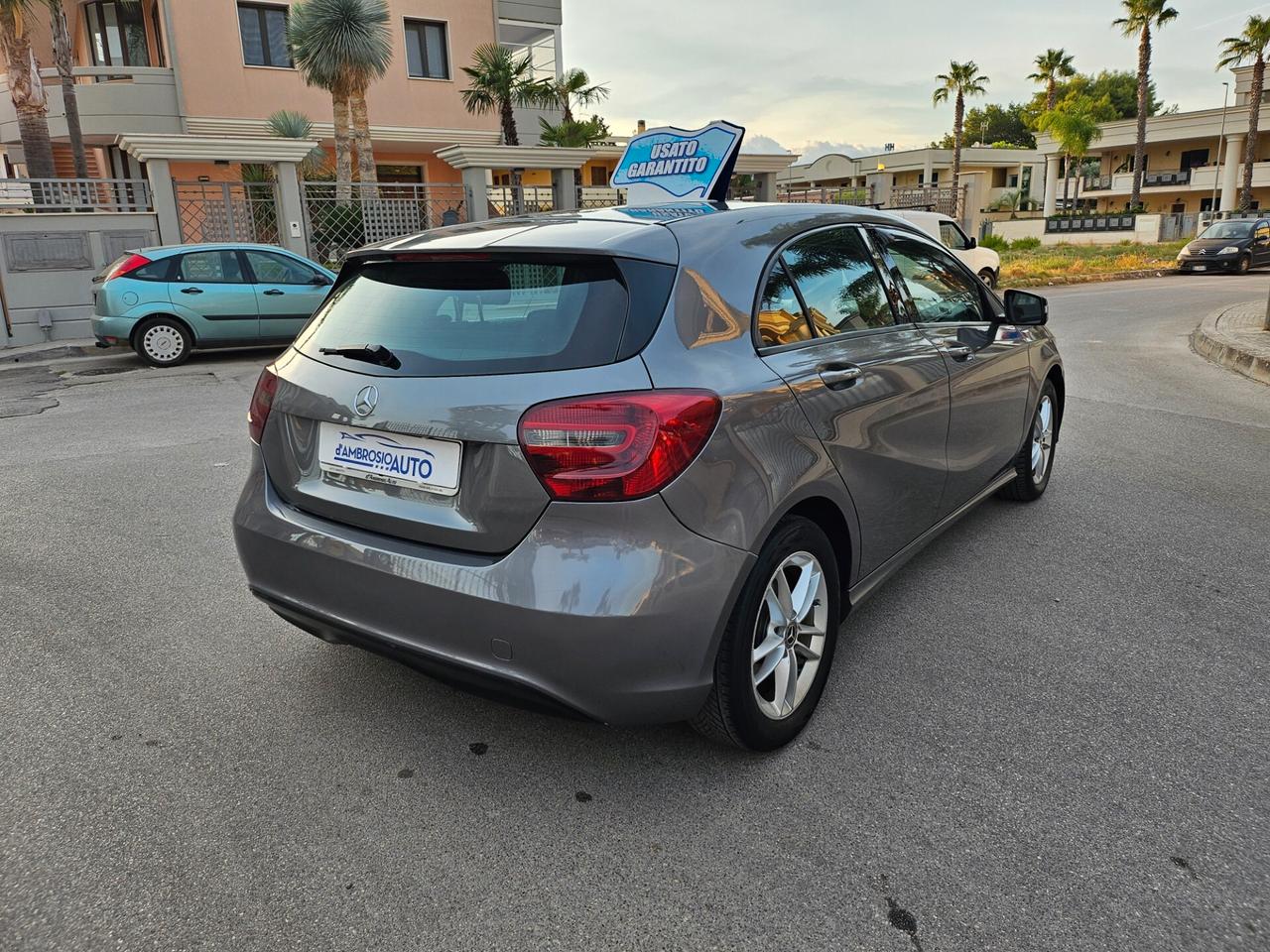 Mercedes-Benz A-Klasse A 180 CDI BlueEfficiency Edition Standard