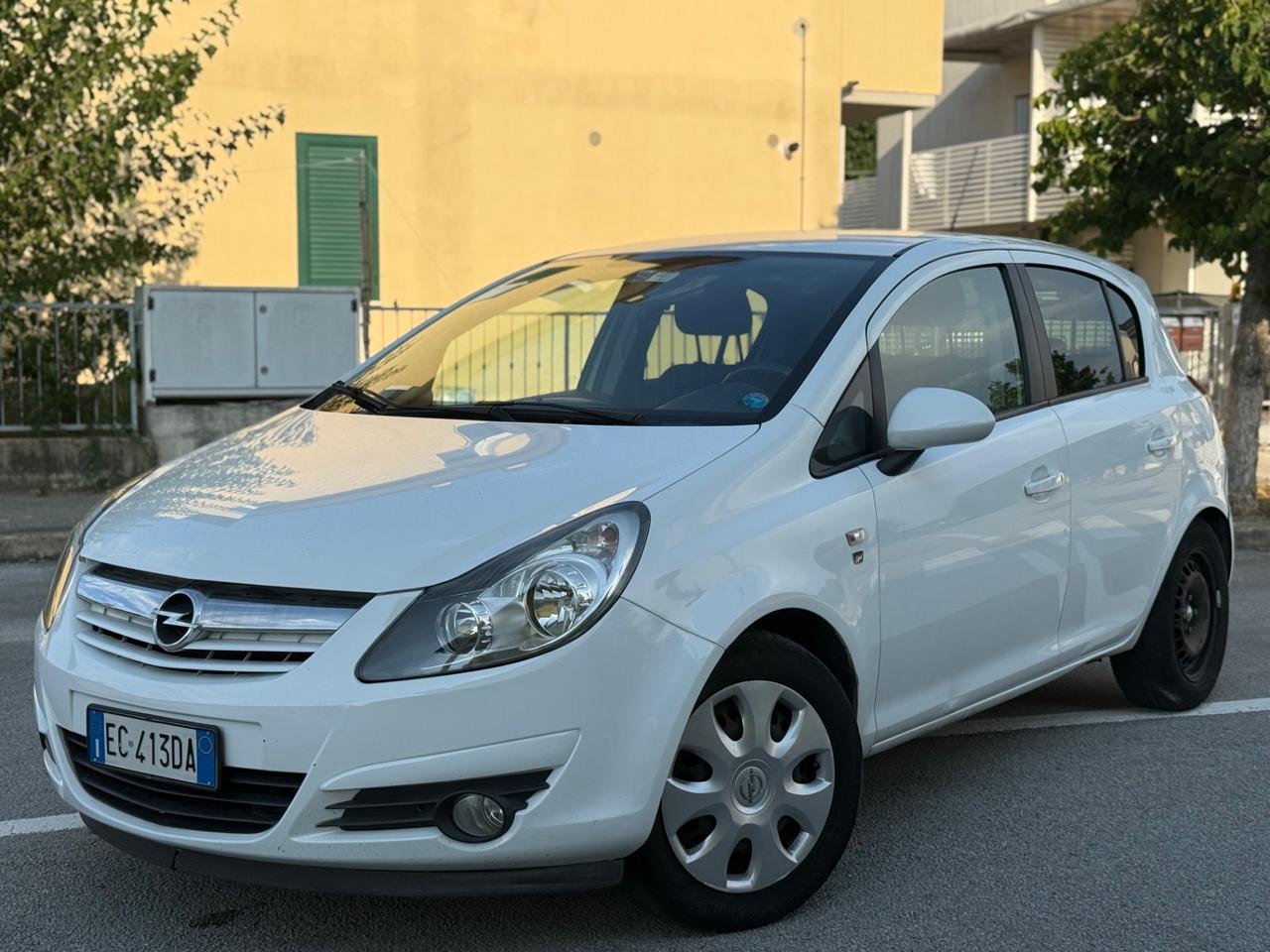 Opel Corsa 1.2 5 porte Edition