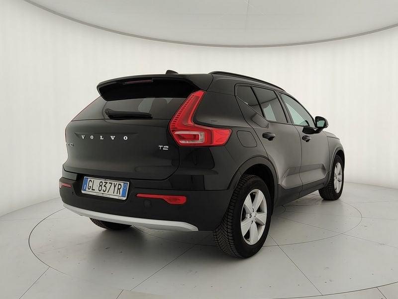 Volvo XC40 XC40 T2 Momentum - OK PER NEOPATENTATI !