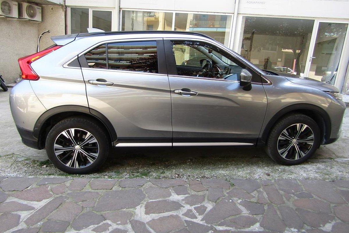 MITSUBISHI Eclipse Cross 2.2 diesel 4WD aut. Invite