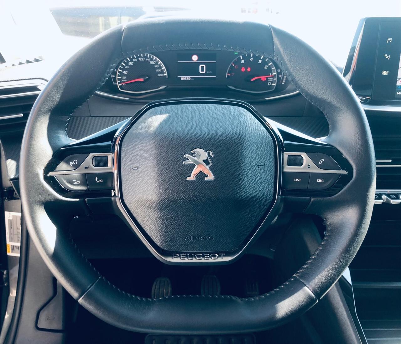 Peugeot 2008 BlueHDi 110 S&S Allure Pack