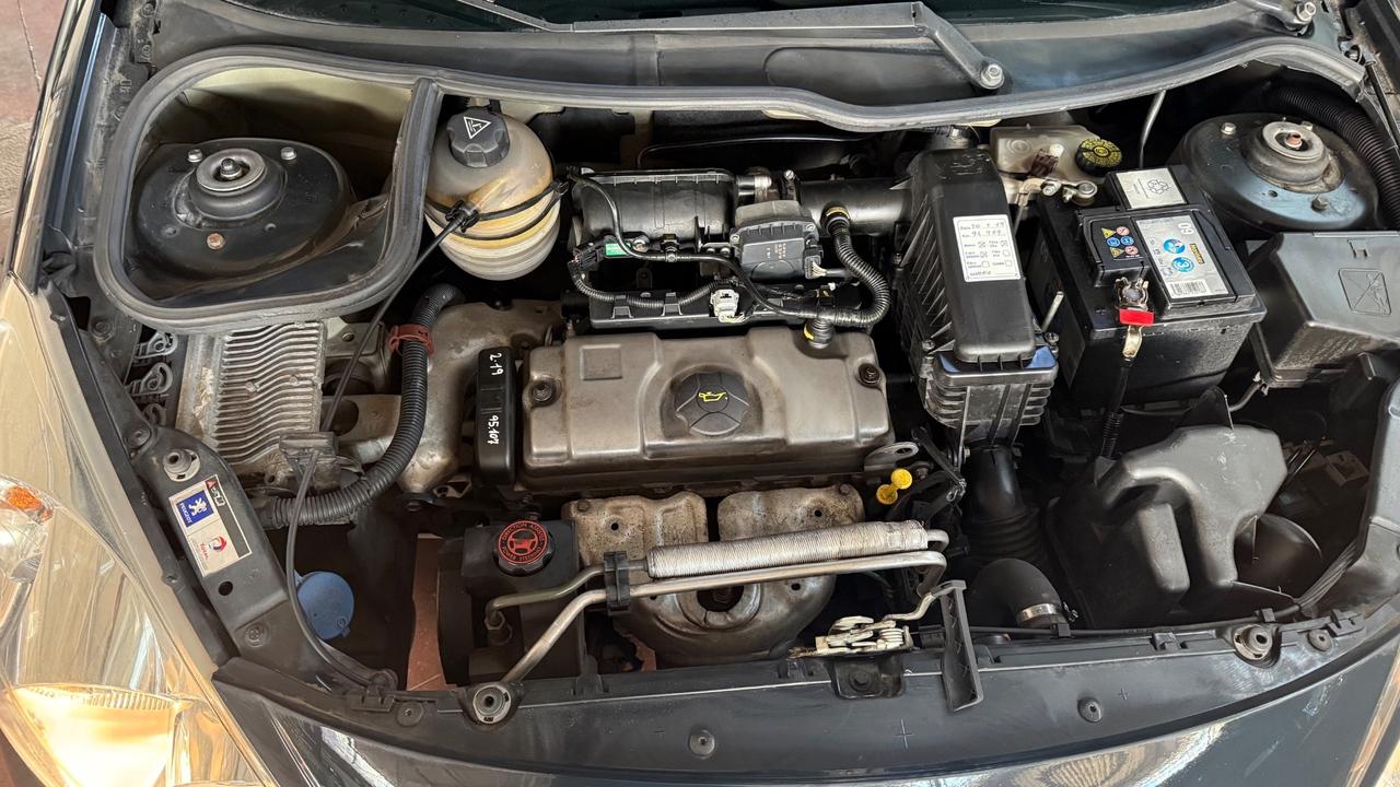 Peugeot 206 Plus 1.1 60CV 3p. X Line