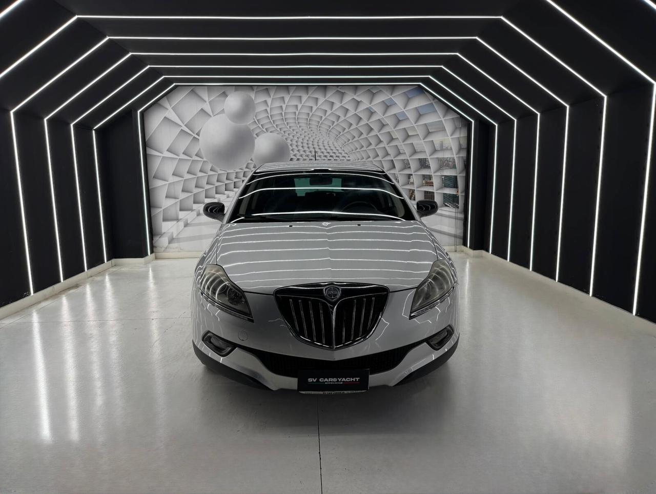 Lancia Delta 1.6 MJT DPF Silver