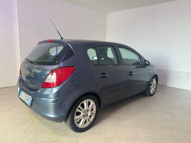 OPEL Corsa 1.2 5. porte Cosmo.