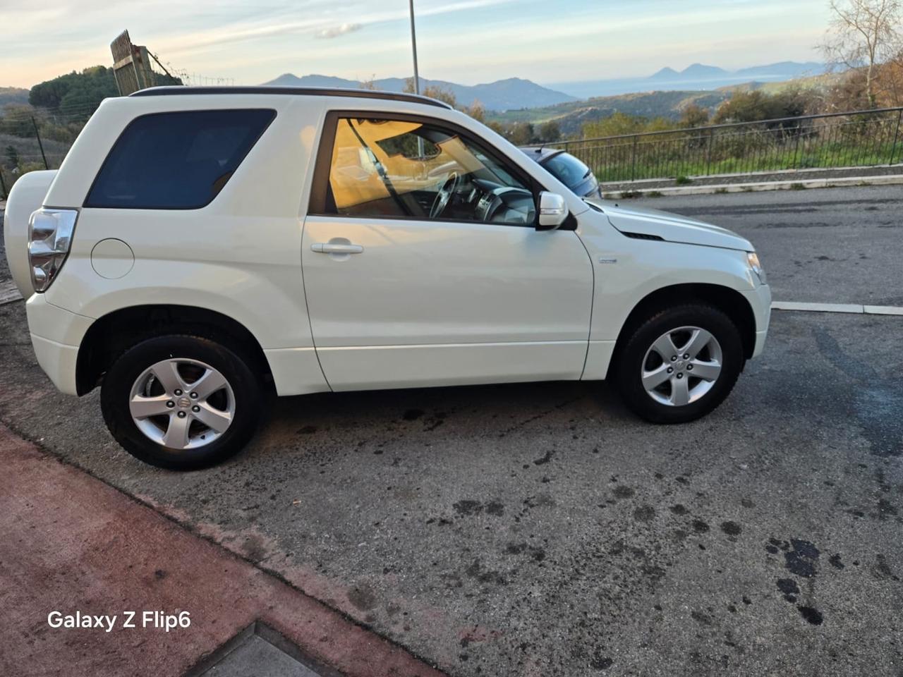 Suzuki Grand Vitara 1.9 DDiS 3 porte