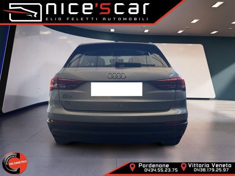 Audi Q3 35 TDI S tronic Business