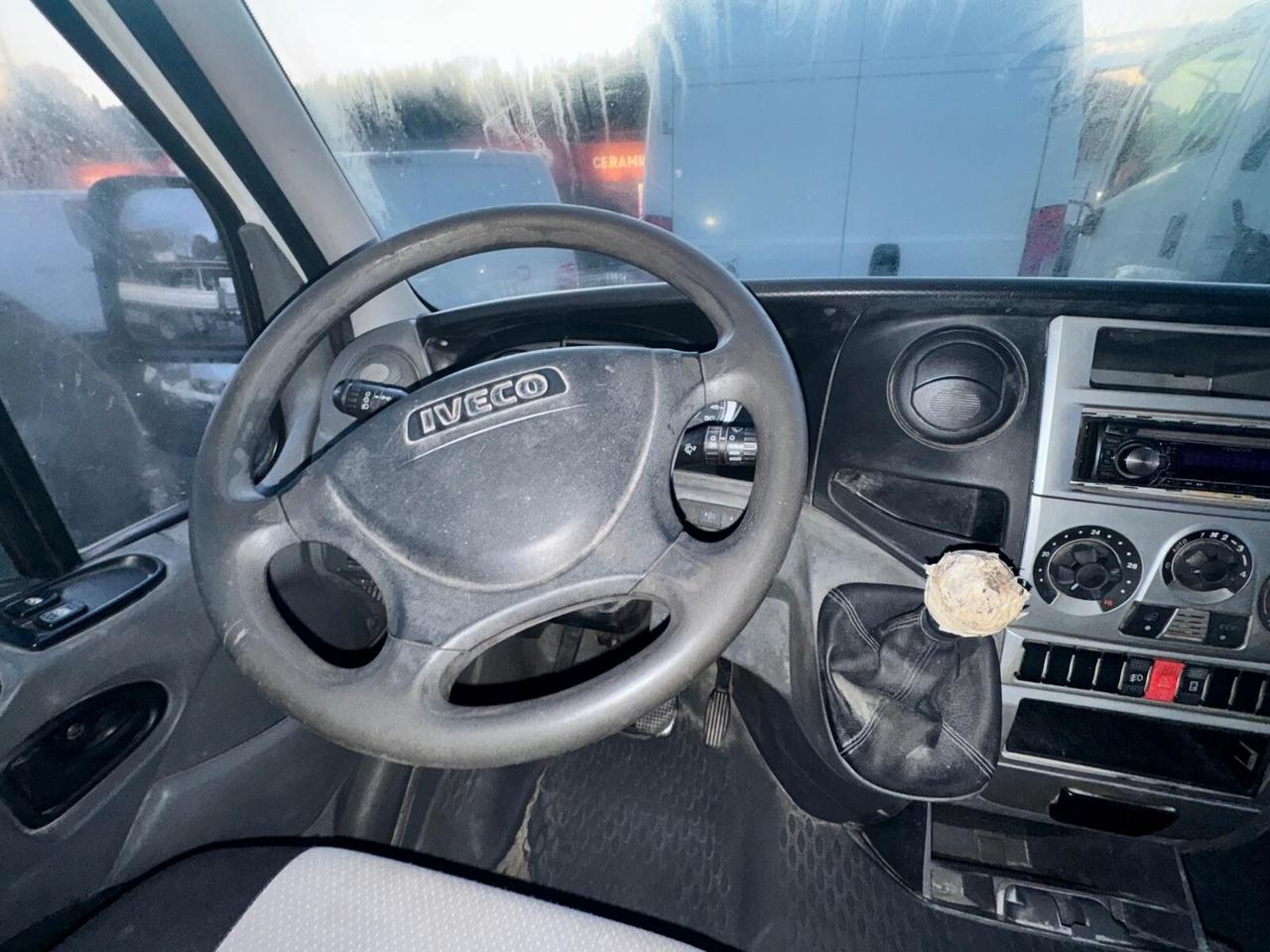 Iveco Daily 35C13 ribaltabile trilat.