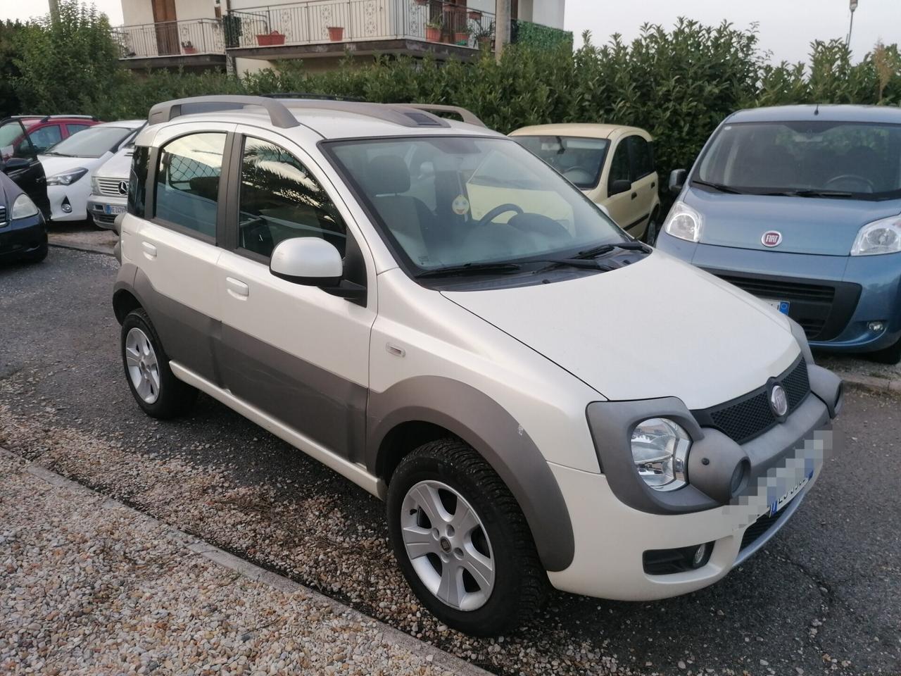 Fiat Panda 1.3 MJT 16V DPF 4x4 Climbing