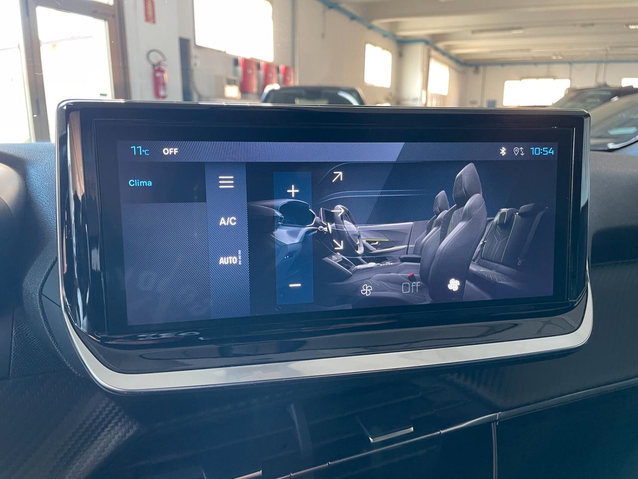 Peugeot 2008 PureTech 100 S&S Allure