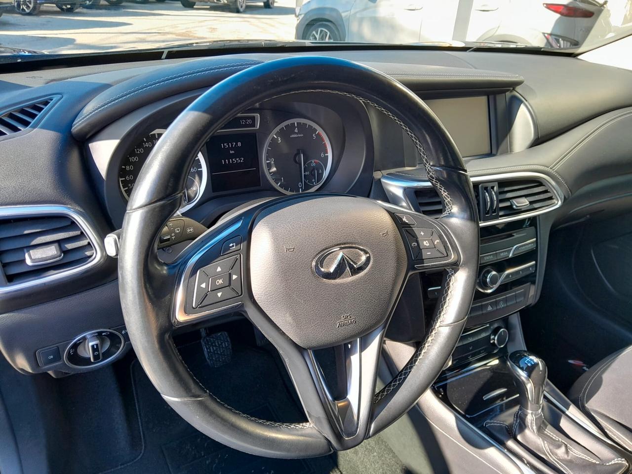 Infiniti Q30 1.5 diesel Business