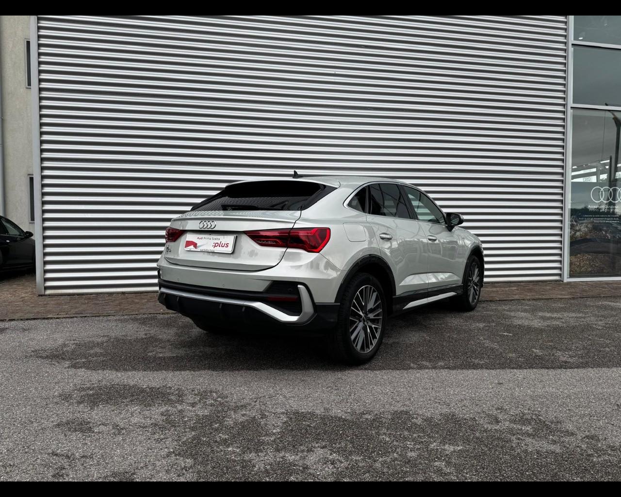 AUDI Q3 SPORTBACK 35 TDI S-TRONIC S-LINE