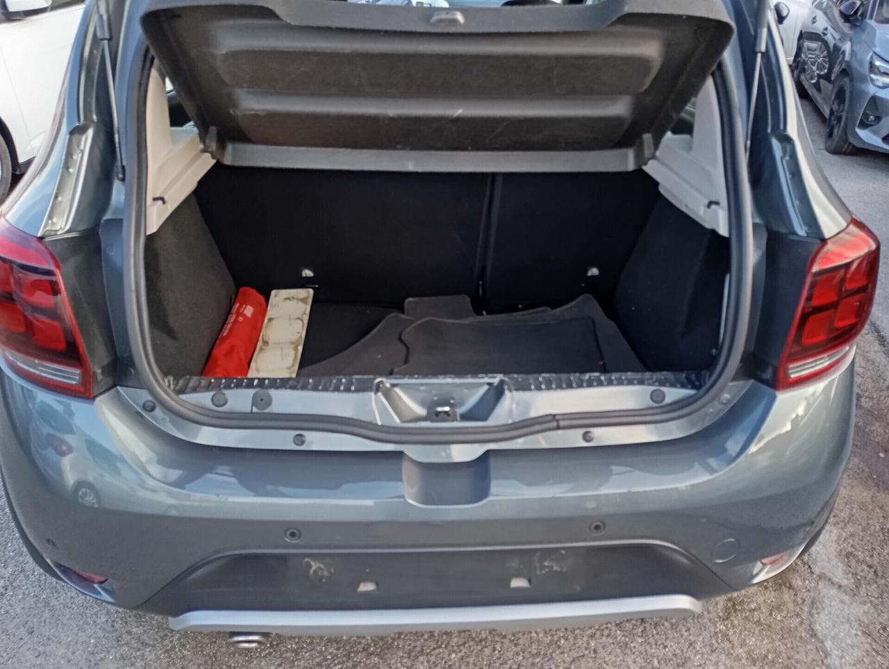 Dacia Sandero Stepway 1.5 dCi 90CV Explorer Aut.