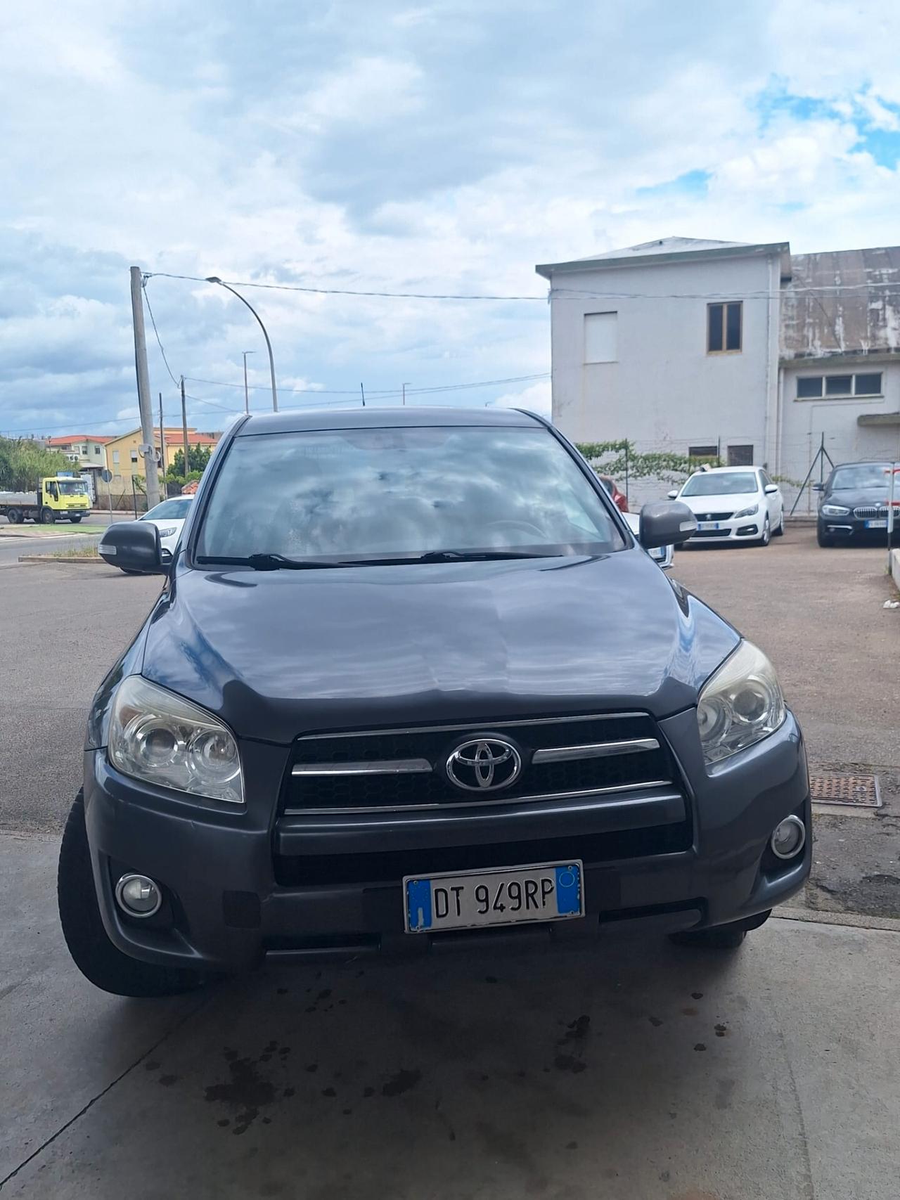 Toyota RAV 4 RAV4 2.2 D-4D 150 CV DPF Luxury