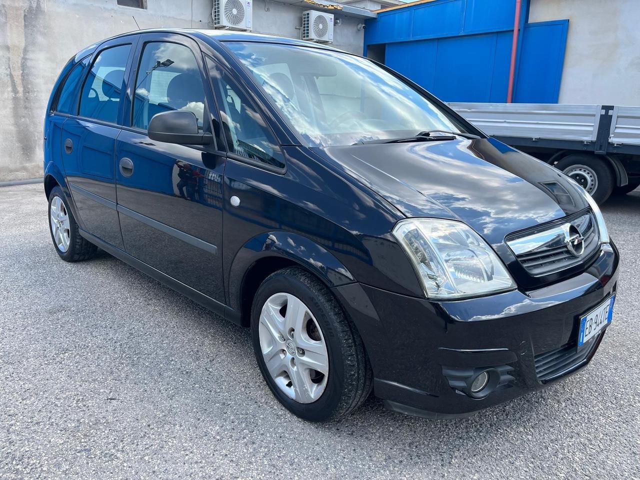 Opel Meriva 1.4 gpl - full-2010