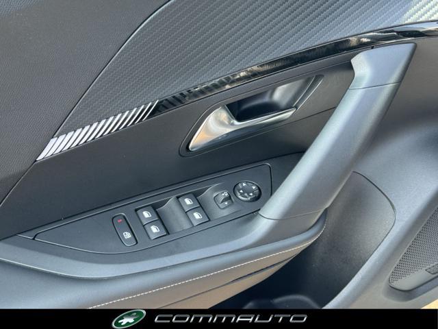 PEUGEOT 2008 PureTech 100 S&S Allure