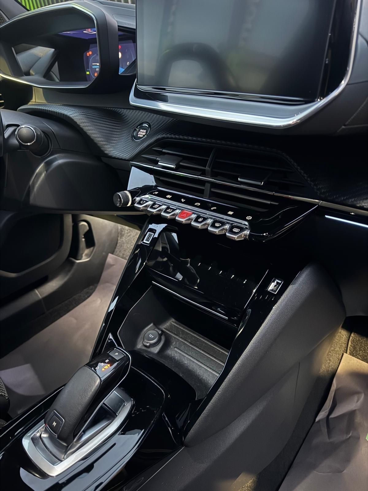 Peugeot 2008 BlueHDi 130 S&S EAT8 GT Pack