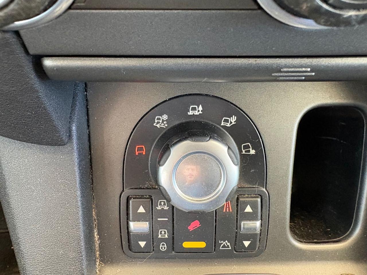 Land Rover Discovery 4 SE 2.7 TDV6 #10238