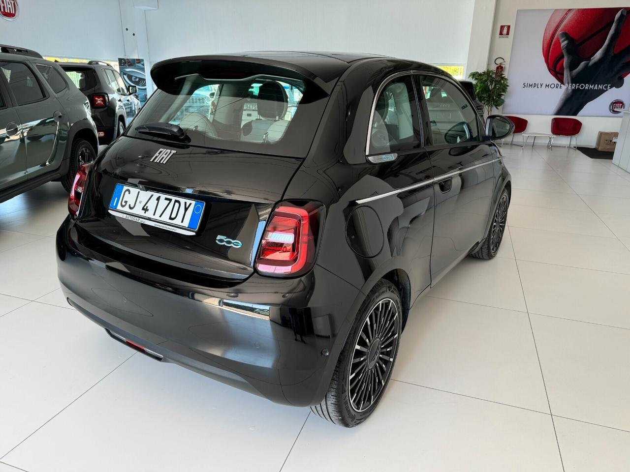 Fiat 500 La Prima Berlina 42 kWh