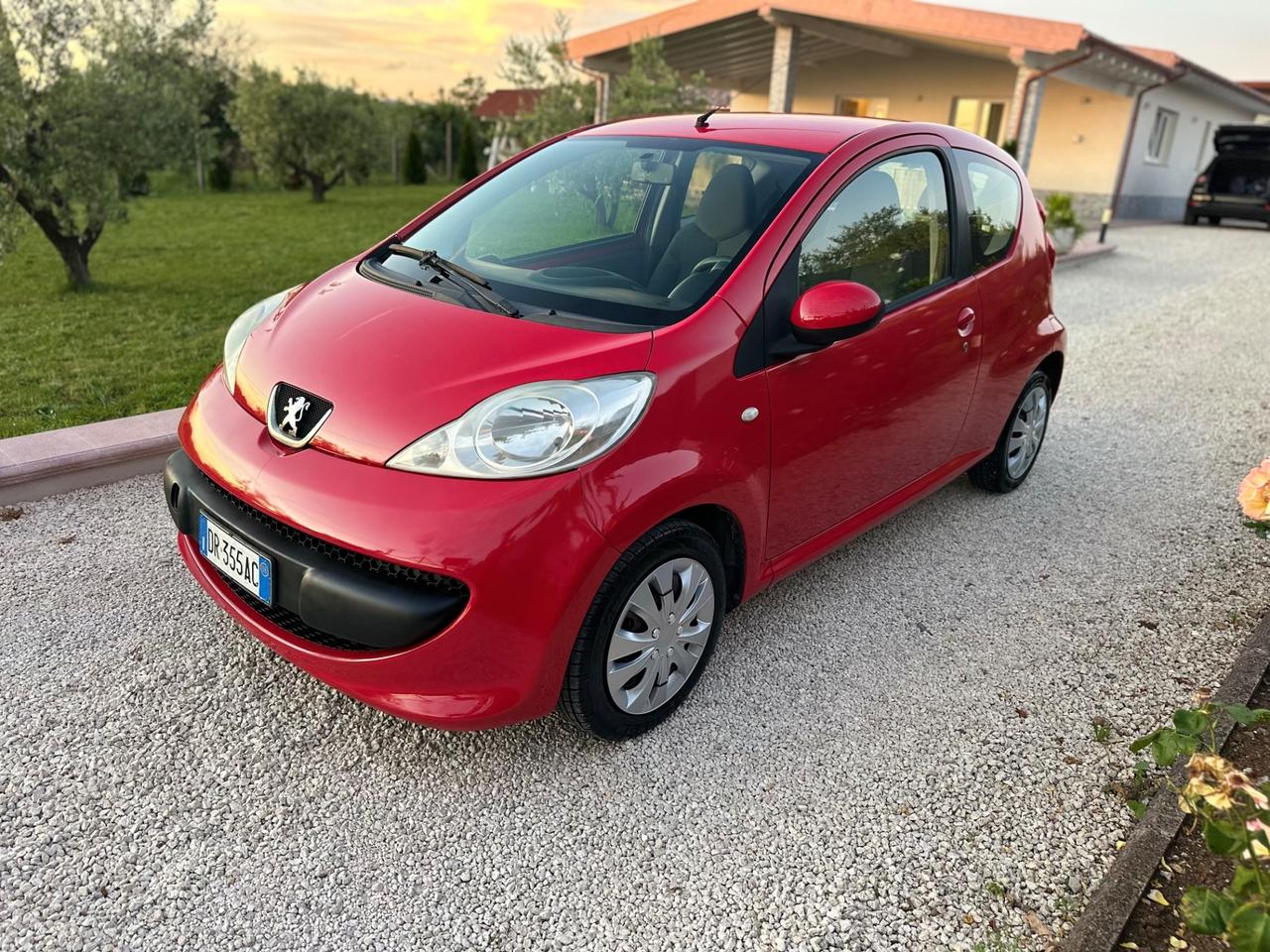Peugeot 107 1.0 68CV 3p. Sweet Years