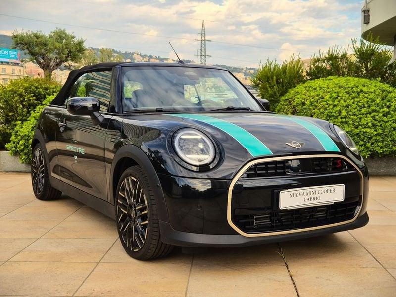 MINI Cooper Mini Cooper Cabrio 2.0 S Favoured auto