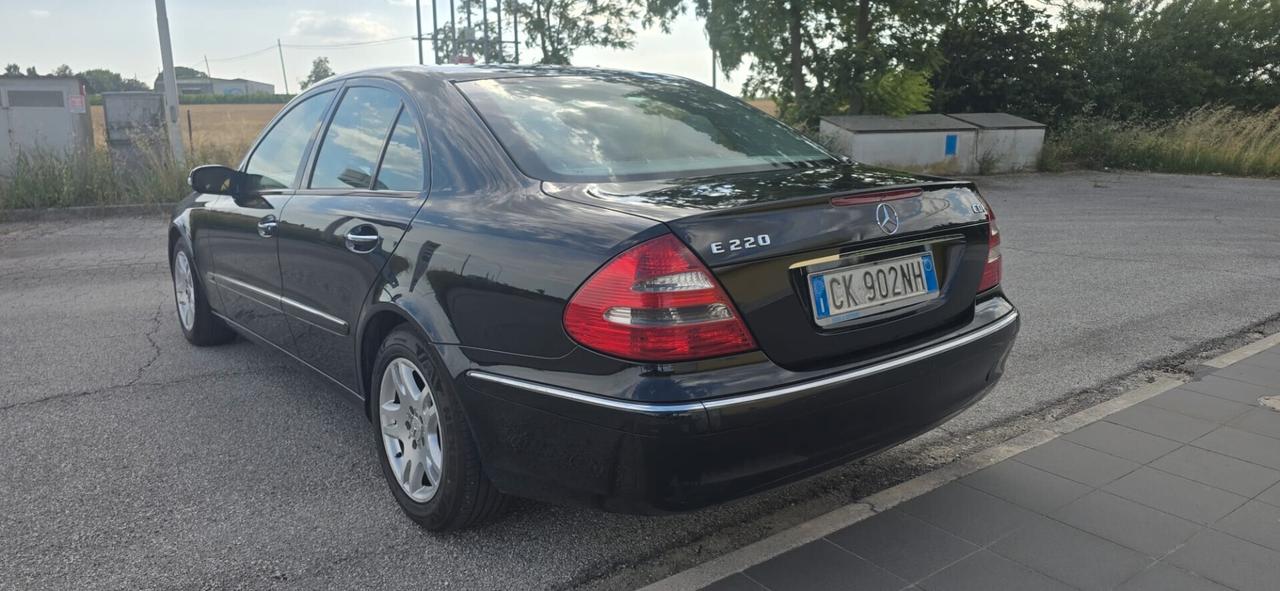 Mercedes-benz A 220 160 CDI Classic Basic