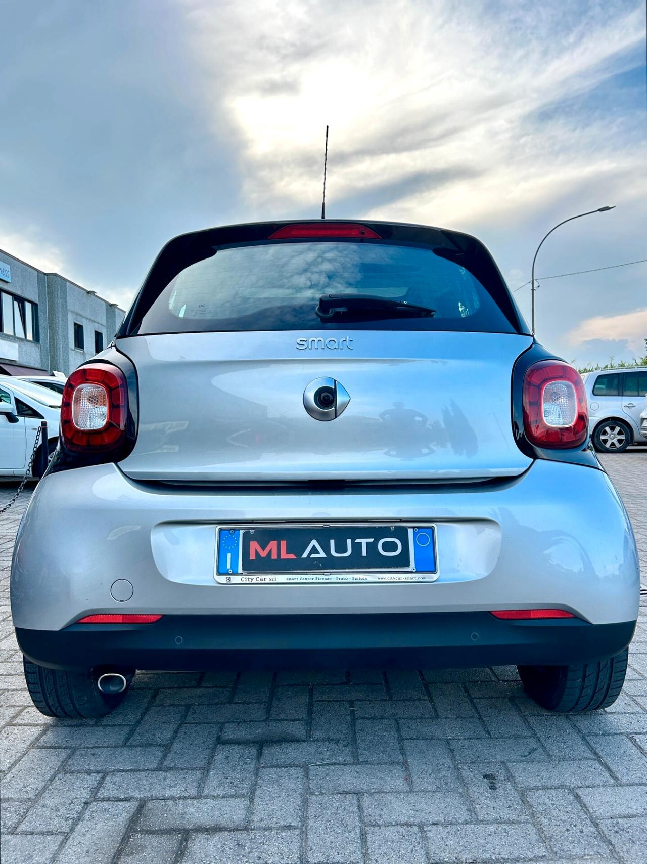 Smart ForFour 70 1.0 twinamic Brabus Style - ok neopatentati