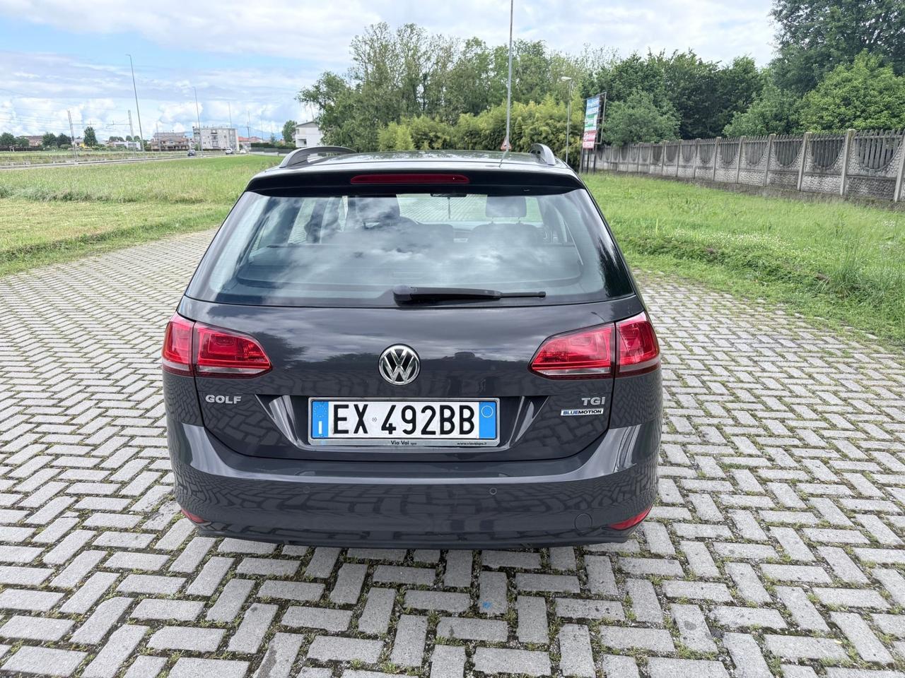 Volkswagen Golf Variant Business 1.4 TGI DSG Highline BlueMotion