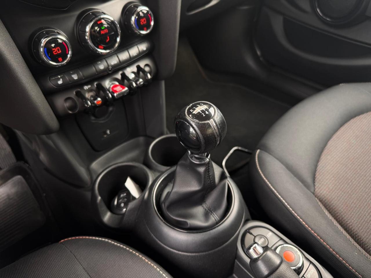 MINI MINI 5p 1.5 COOPER BOOST AUTO