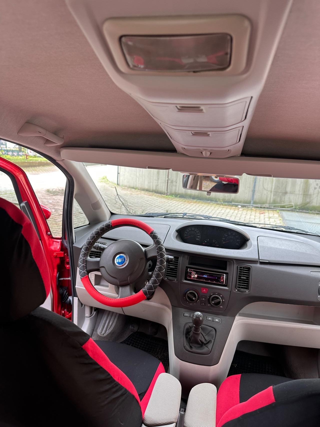 Fiat Idea 1.4 16V Emotion
