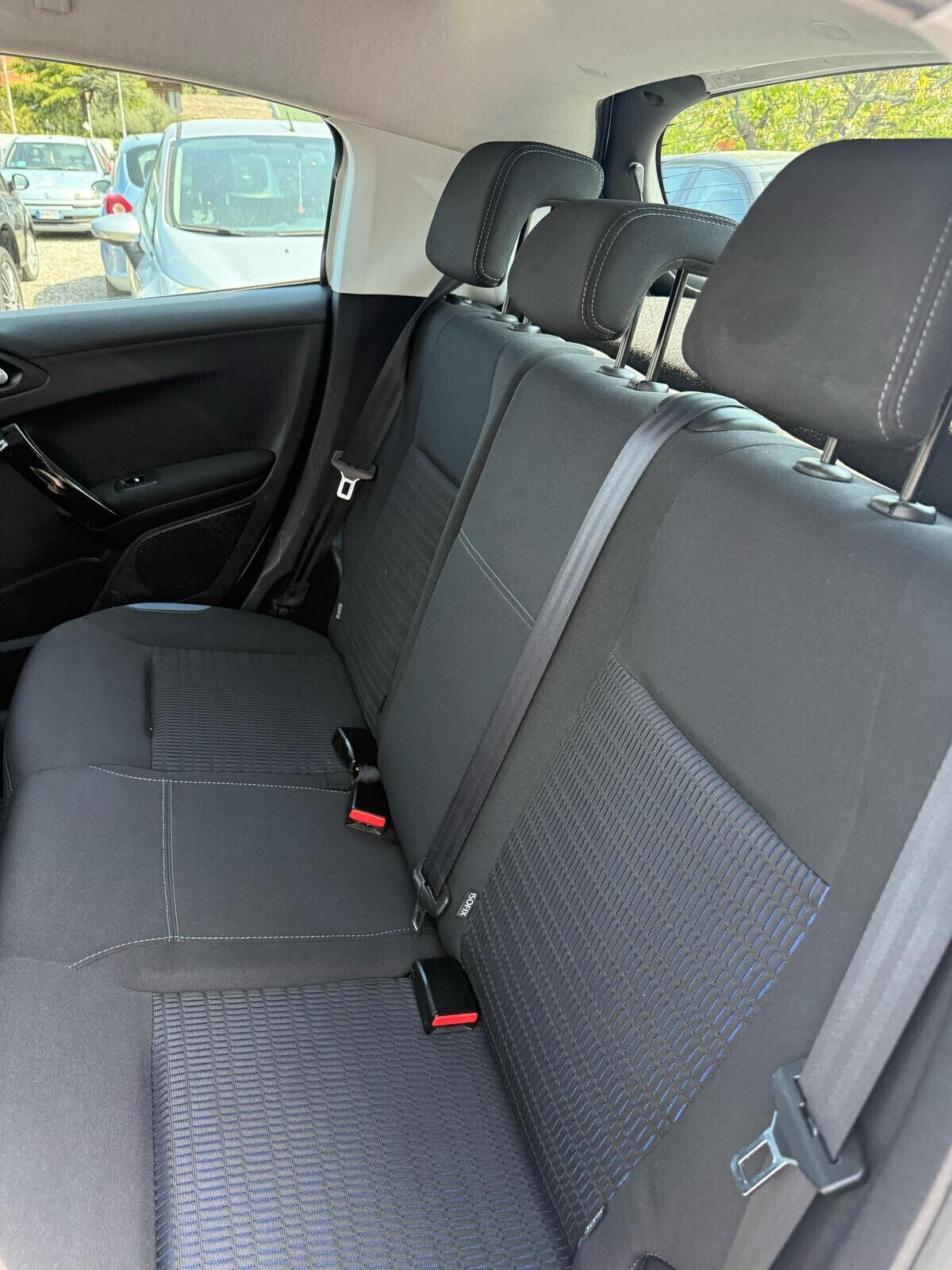 Peugeot 208 PureTech 82 5 porte Active