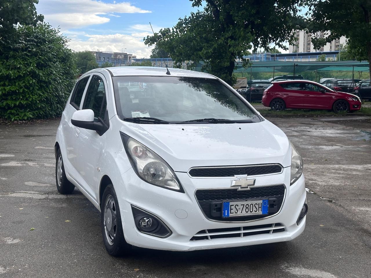 Chevrolet Spark 1.0 LT GPL scade 2033 Neopatentati