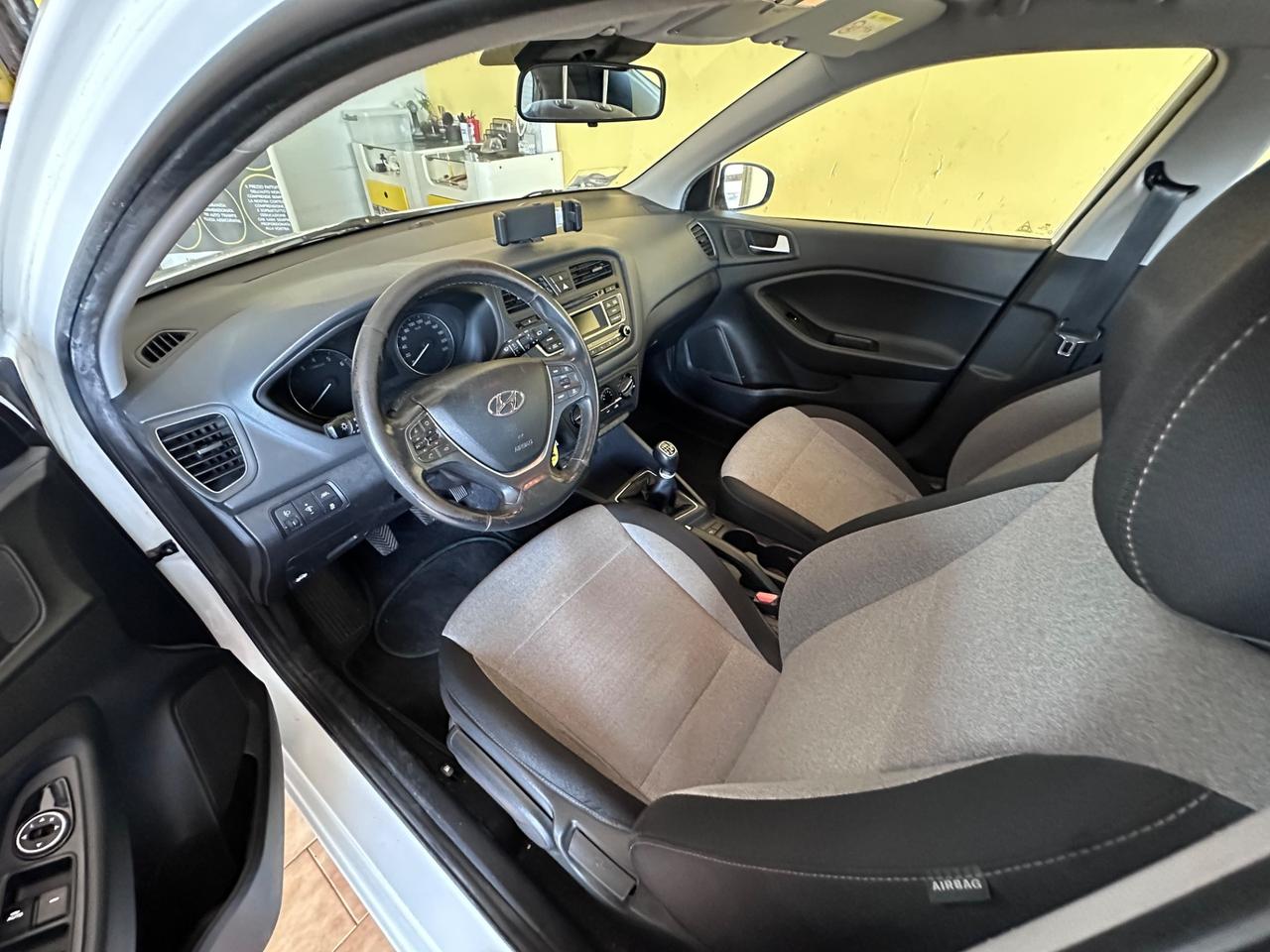 Hyundai i20 1.2benz. Style