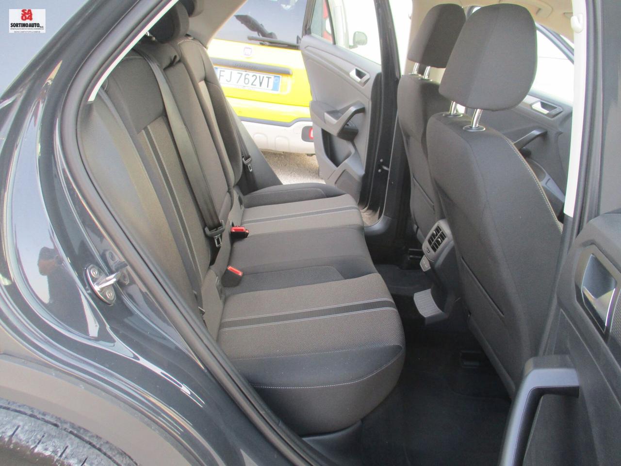 Volkswagen T-Roc 1.0 TSI Business 2021 NAVI-KM74000 FULL