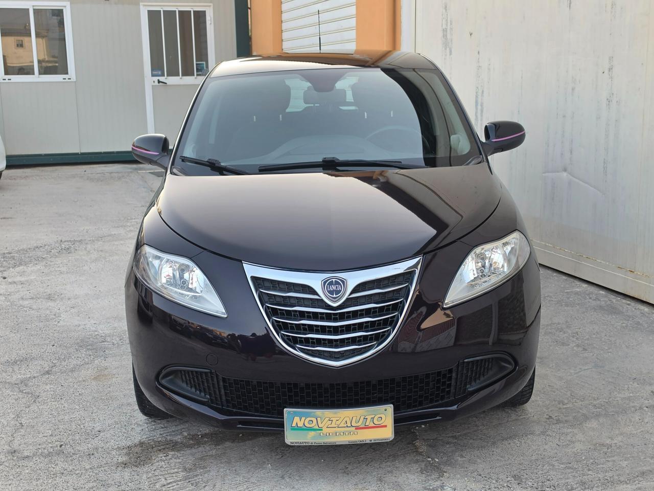 Lancia Ypsilon Paris 1.2 benzina 70cv