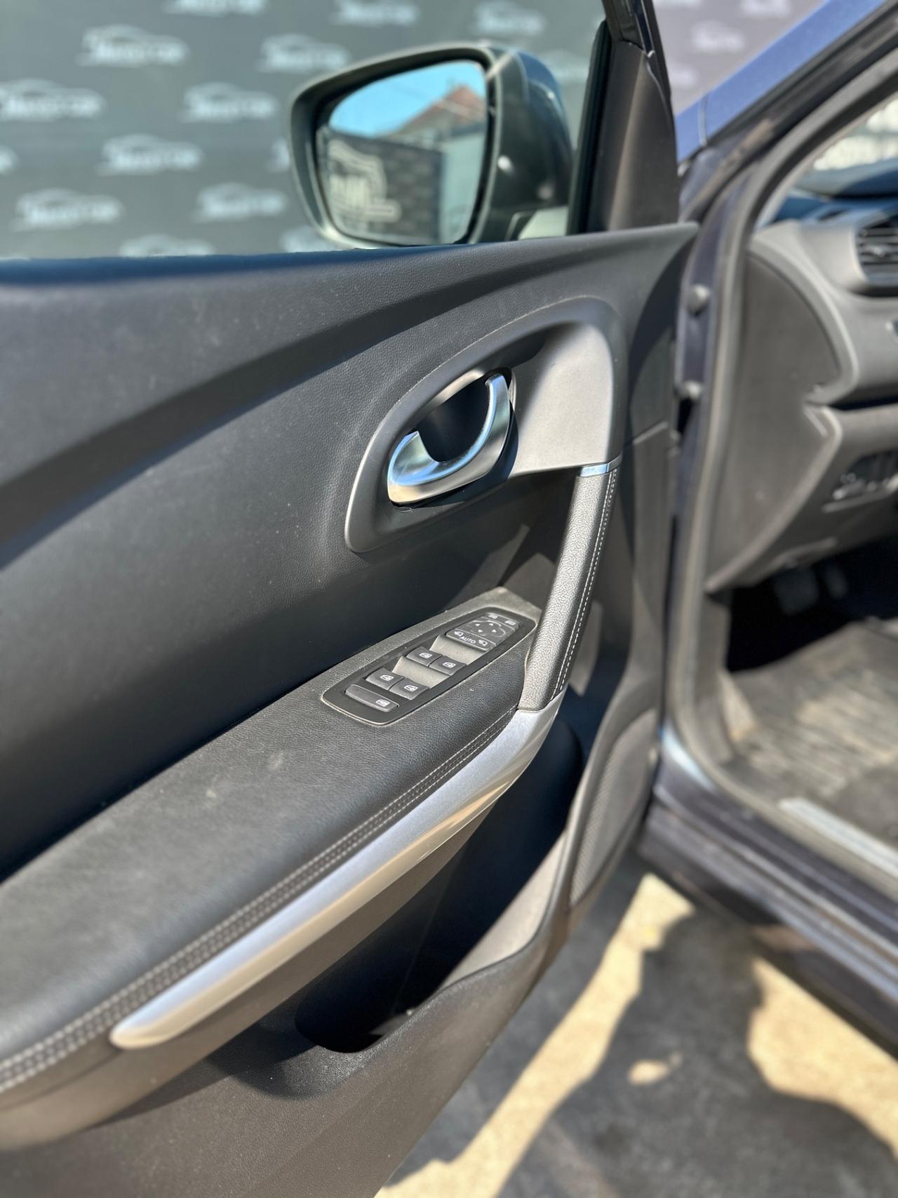 RENAULT KADJAR (anno 2022) CAMBIO AUTOMATICO