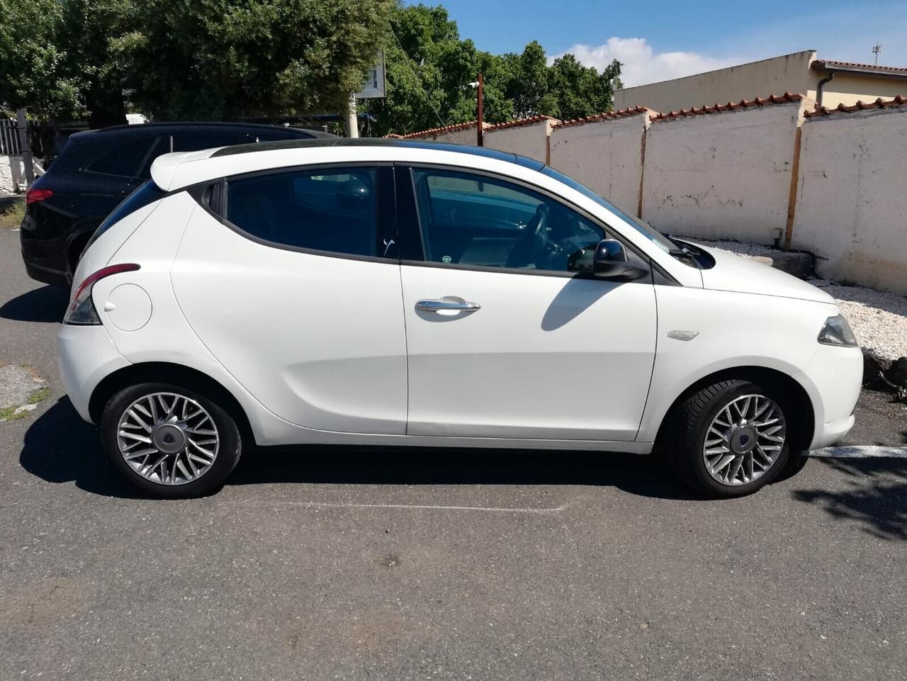 Lancia Ypsilon ANNO 2012 1.3 MJT 16V 95 CV 5 porte S&S Platinum